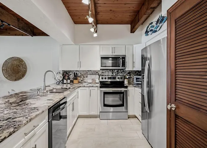Appartement 2br - Coastal Condo, Steps To Beach, Ocean Views *