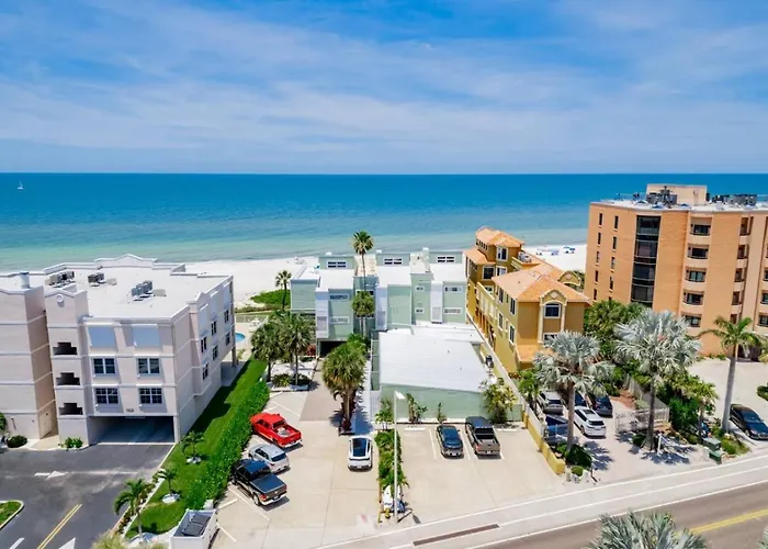 2br - Coastal Condo, Steps To Beach, Ocean Views
