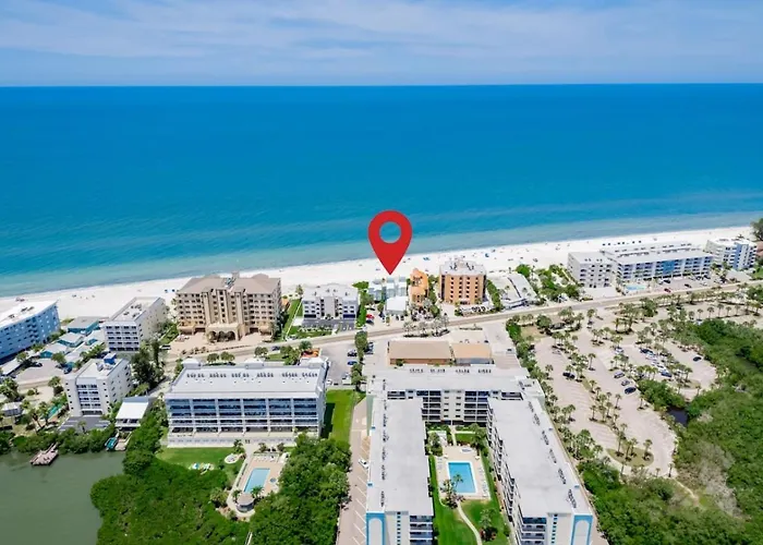 2br - Coastal Condo, Steps To Beach, Ocean Views